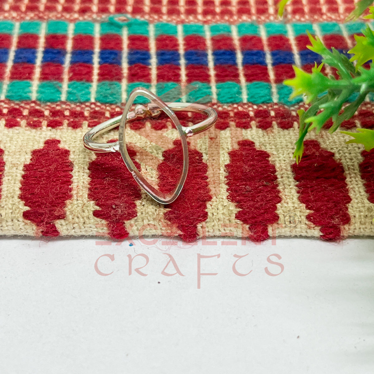 9x17mm Eye Shape Brass Finger Ring