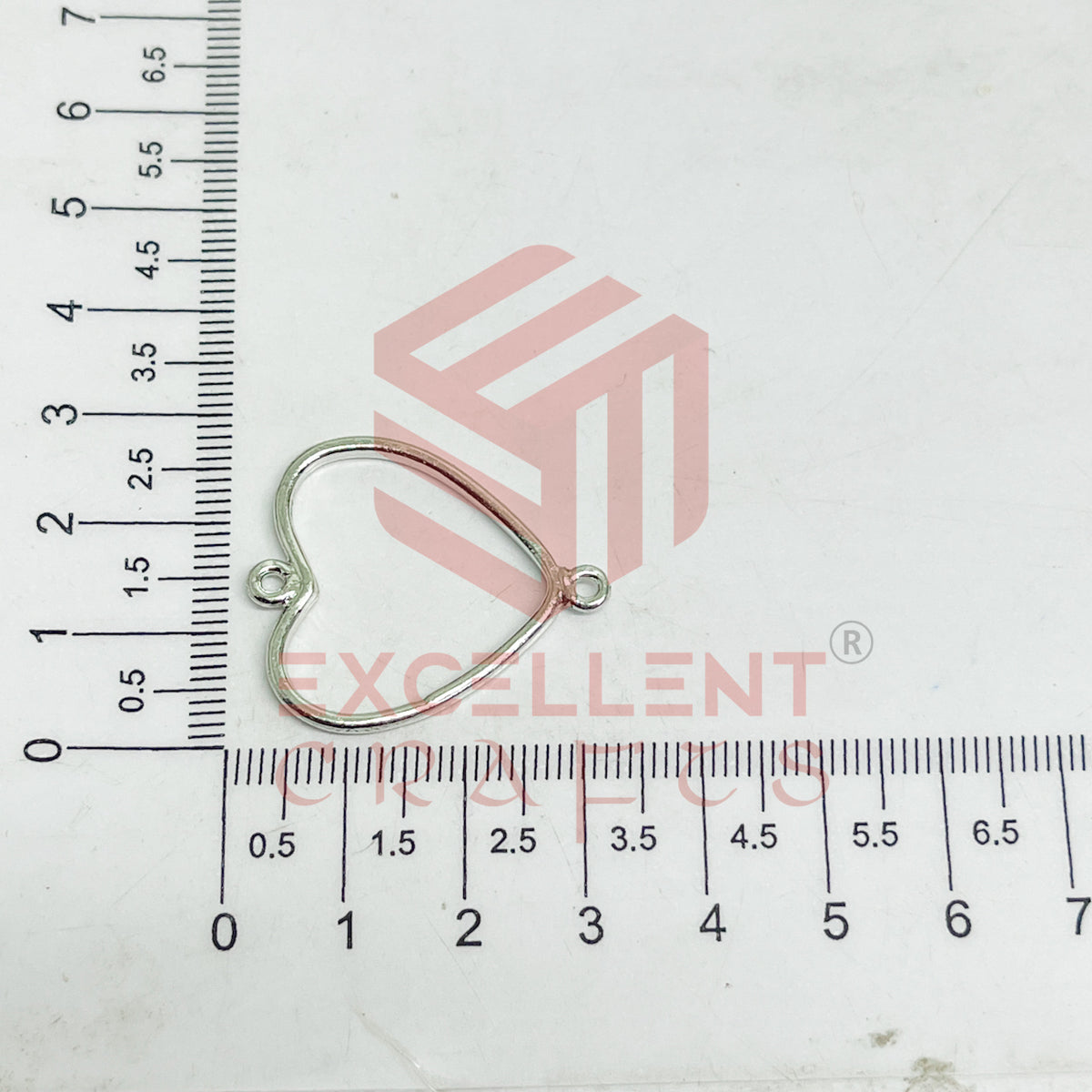 Thin connector medium Heart Pointed