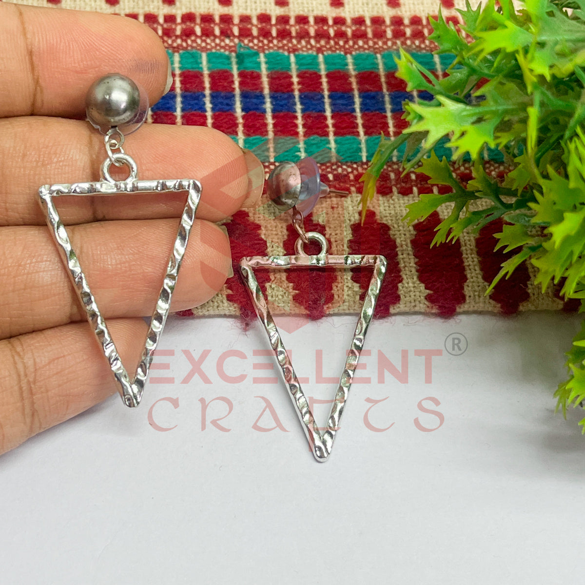 Ball Stud Triangle Shape Texture Earring Bezels - (1Pair)