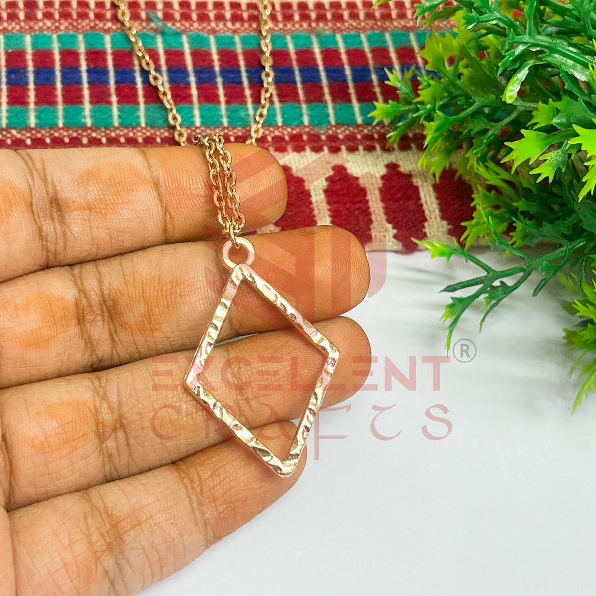 Diamond Textured Pendant with Chain