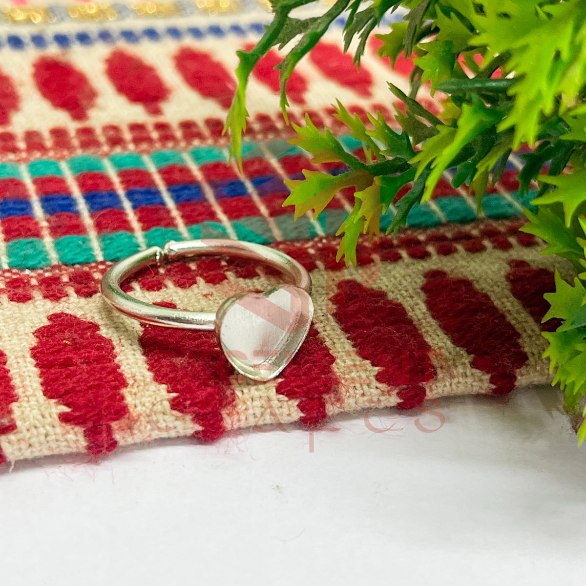 8mm Heart Cabochon Finger Ring- 1 Pc