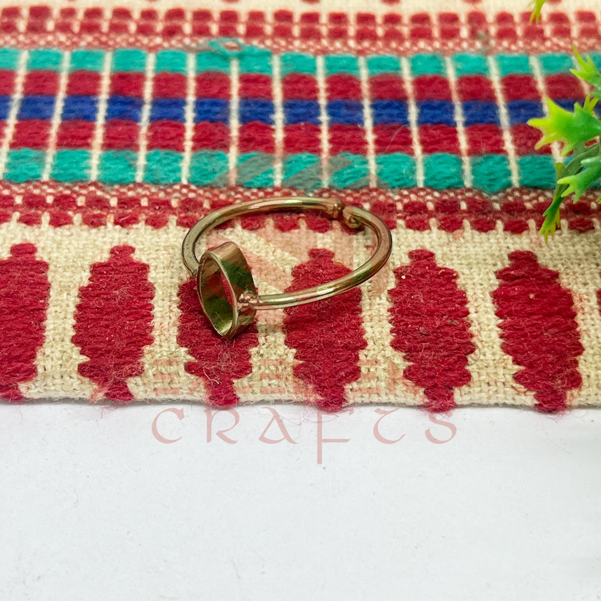 4x9mm Eye Shape Brass Finger Ring