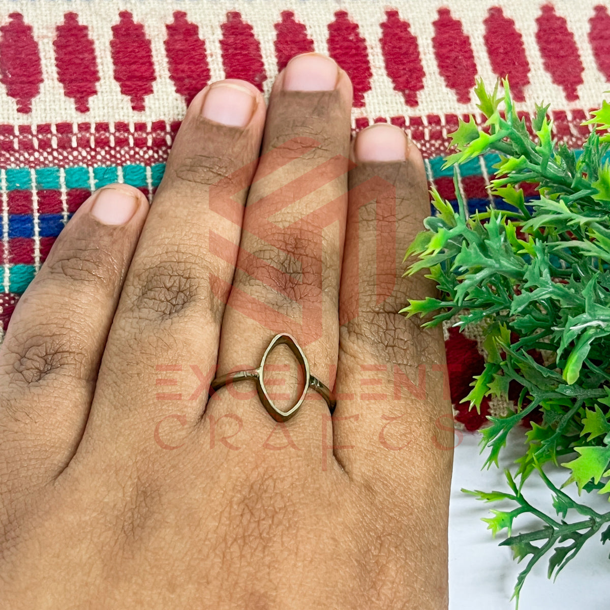 8x15mm Eye Shape Brass Finger Ring