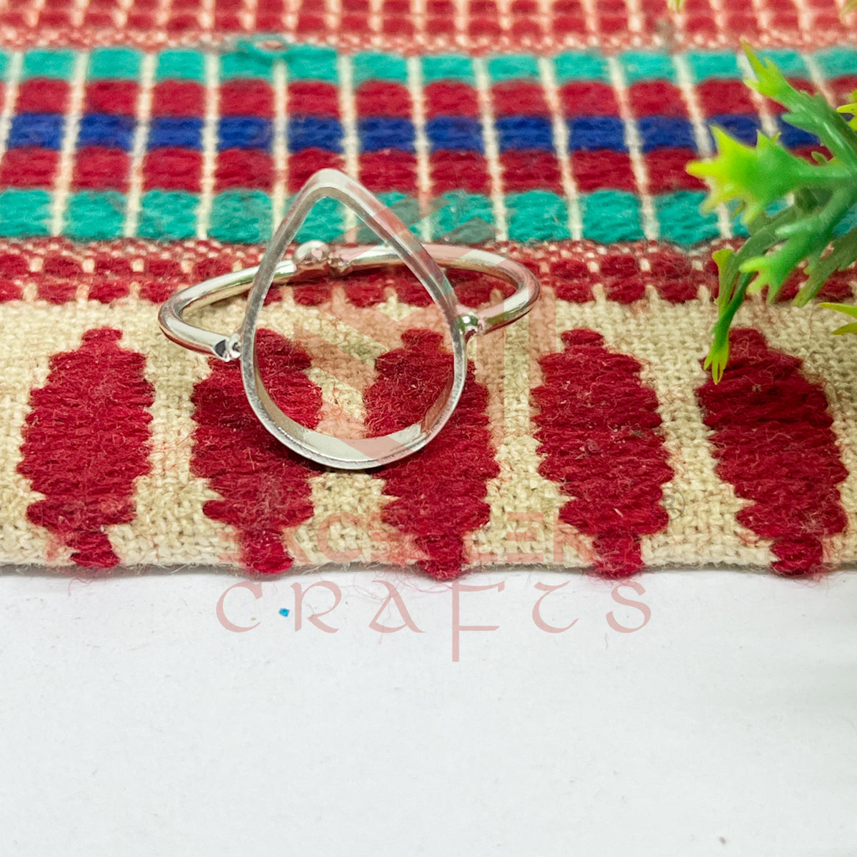 12x18mm Teardrop Brass Finger Ring
