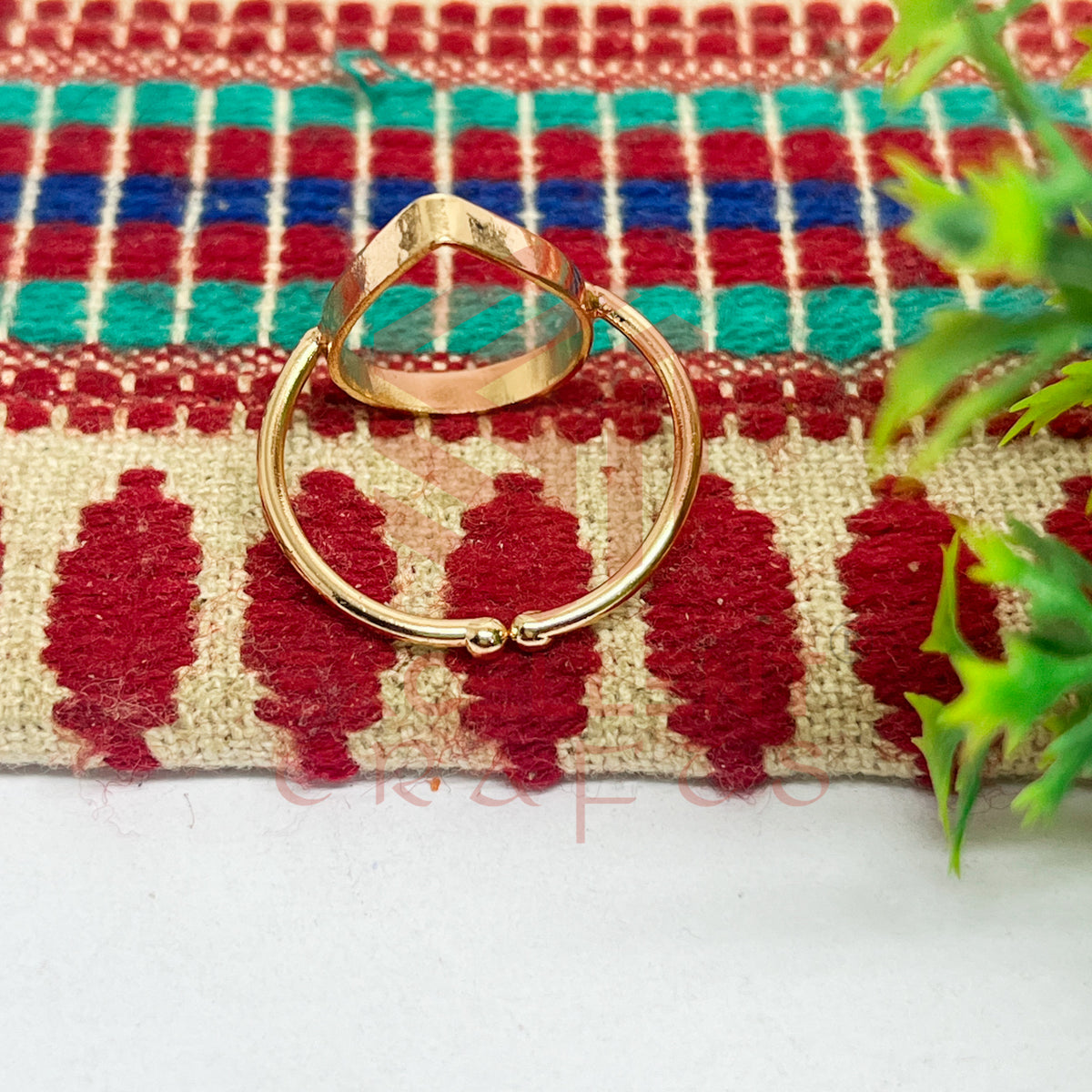 14x20mm Teardrop Brass Finger Ring