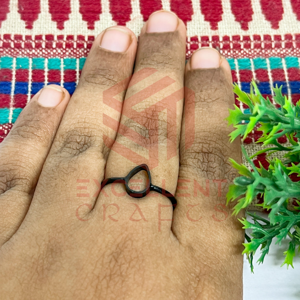 4x7mm Teardrop Brass Finger Ring