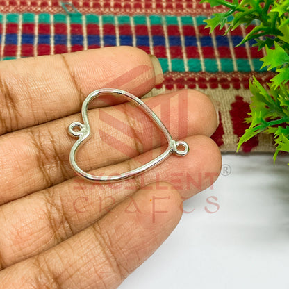 Thin connector medium Heart Pointed