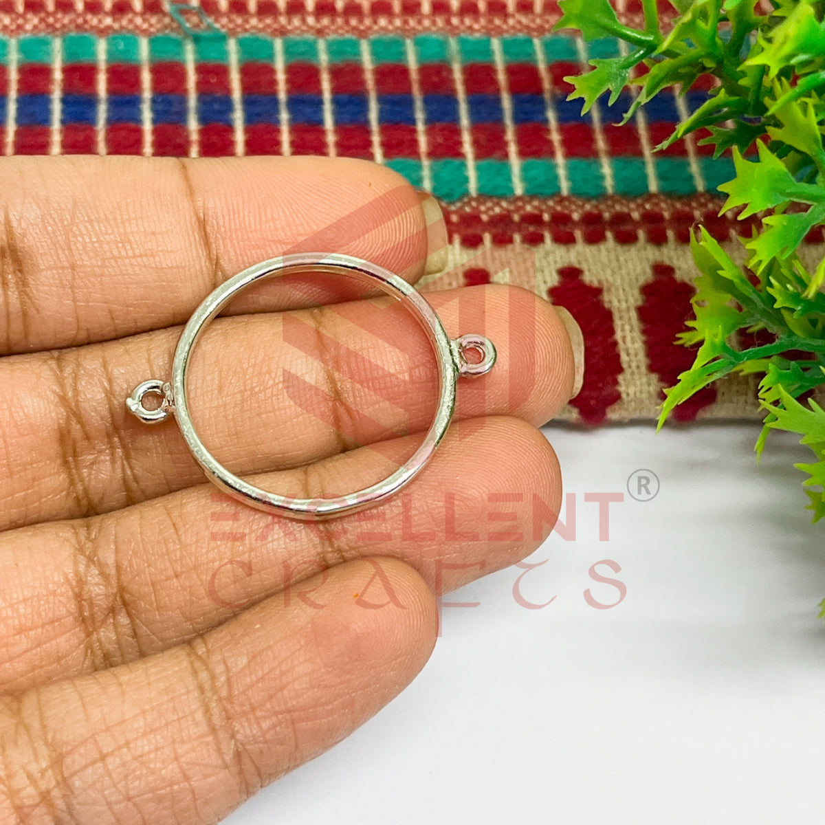 Thin connector medium Round