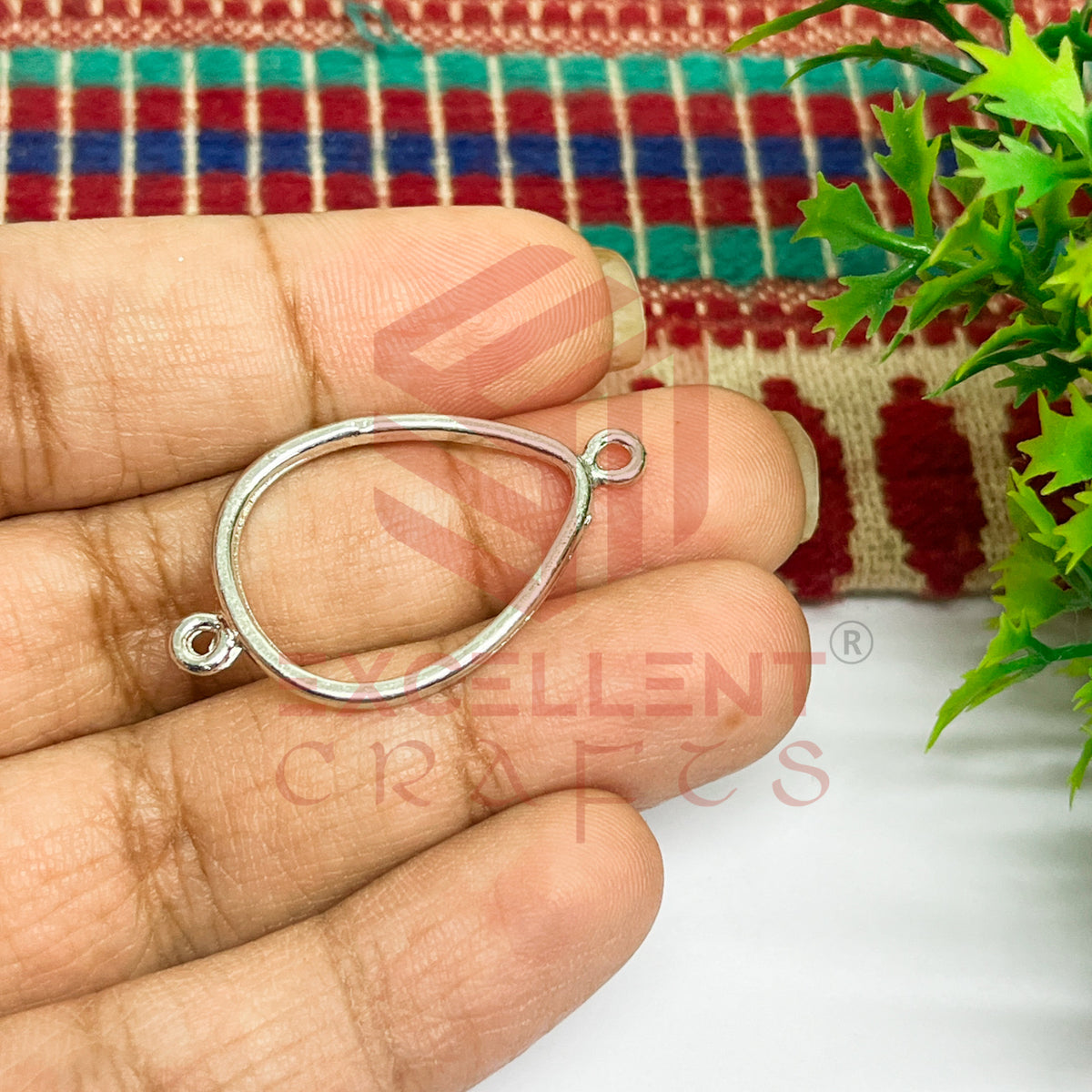 Thin connector Small Teardrop