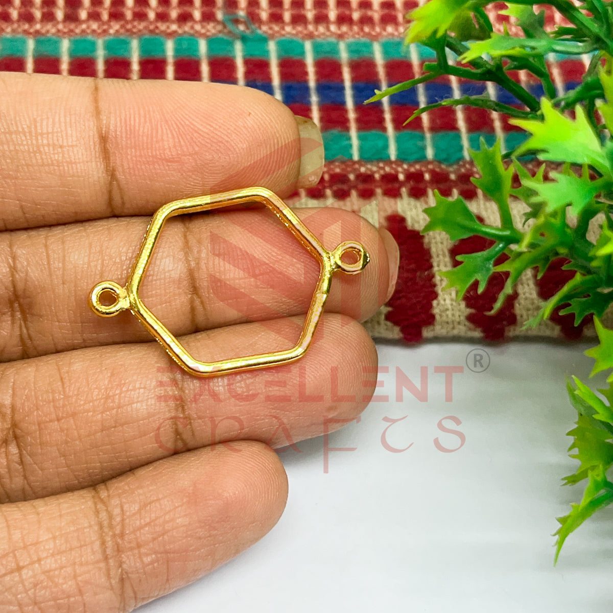 Thin connector Small Hexagon Pointed