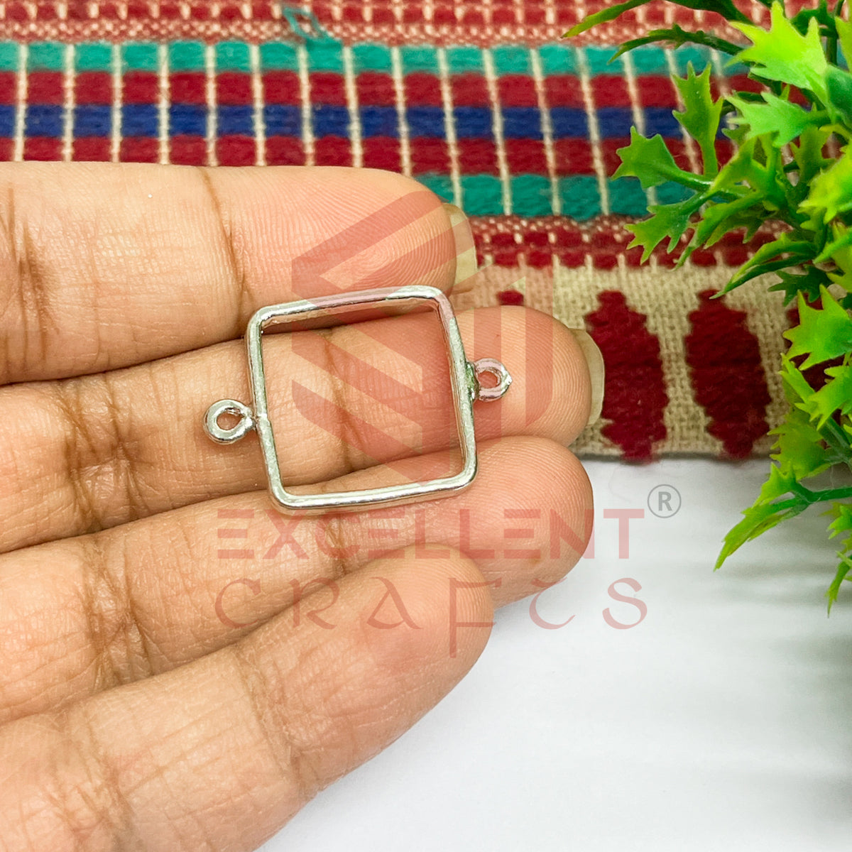 Thin connector Small Square