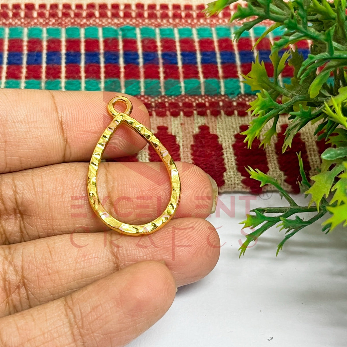 Tear Drop Geometric Texture Pendant Bezel