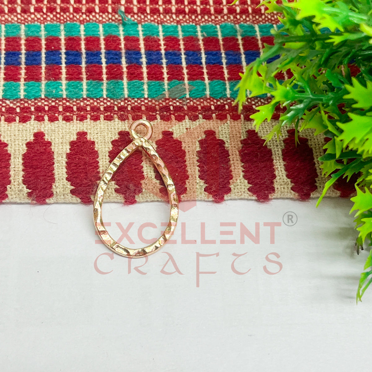 Tear Drop Geometric Texture Pendant Bezel