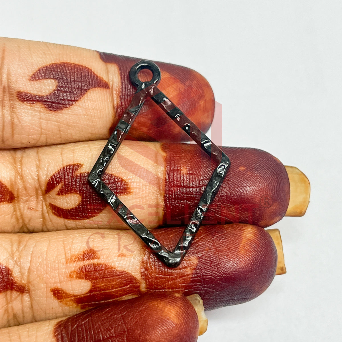 Diamond Shape Geometric Texture Pendant Bezel