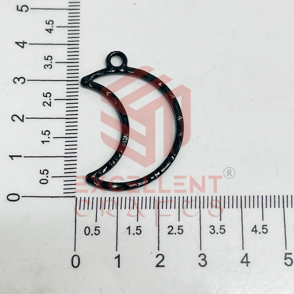 Half Moon Shape Geometric Texture Pendant Bezel