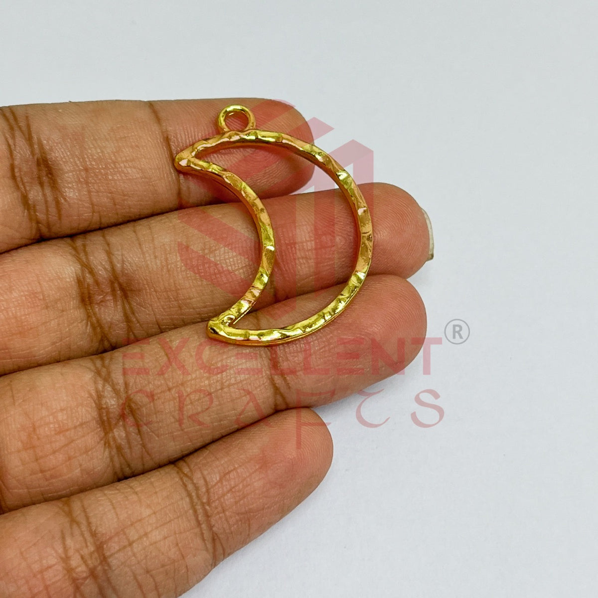 Half Moon Shape Geometric Texture Pendant Bezel