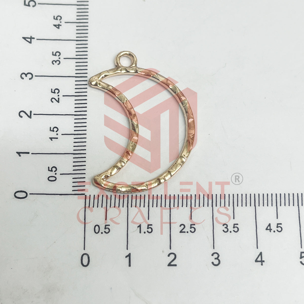 Half Moon Shape Geometric Texture Pendant Bezel