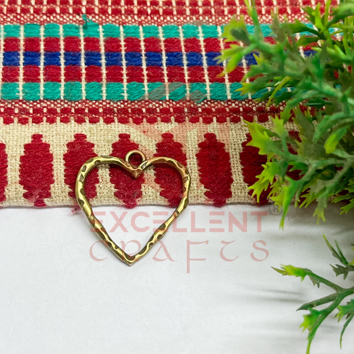 Heart Shape Geometric Texture Pendant Bezel