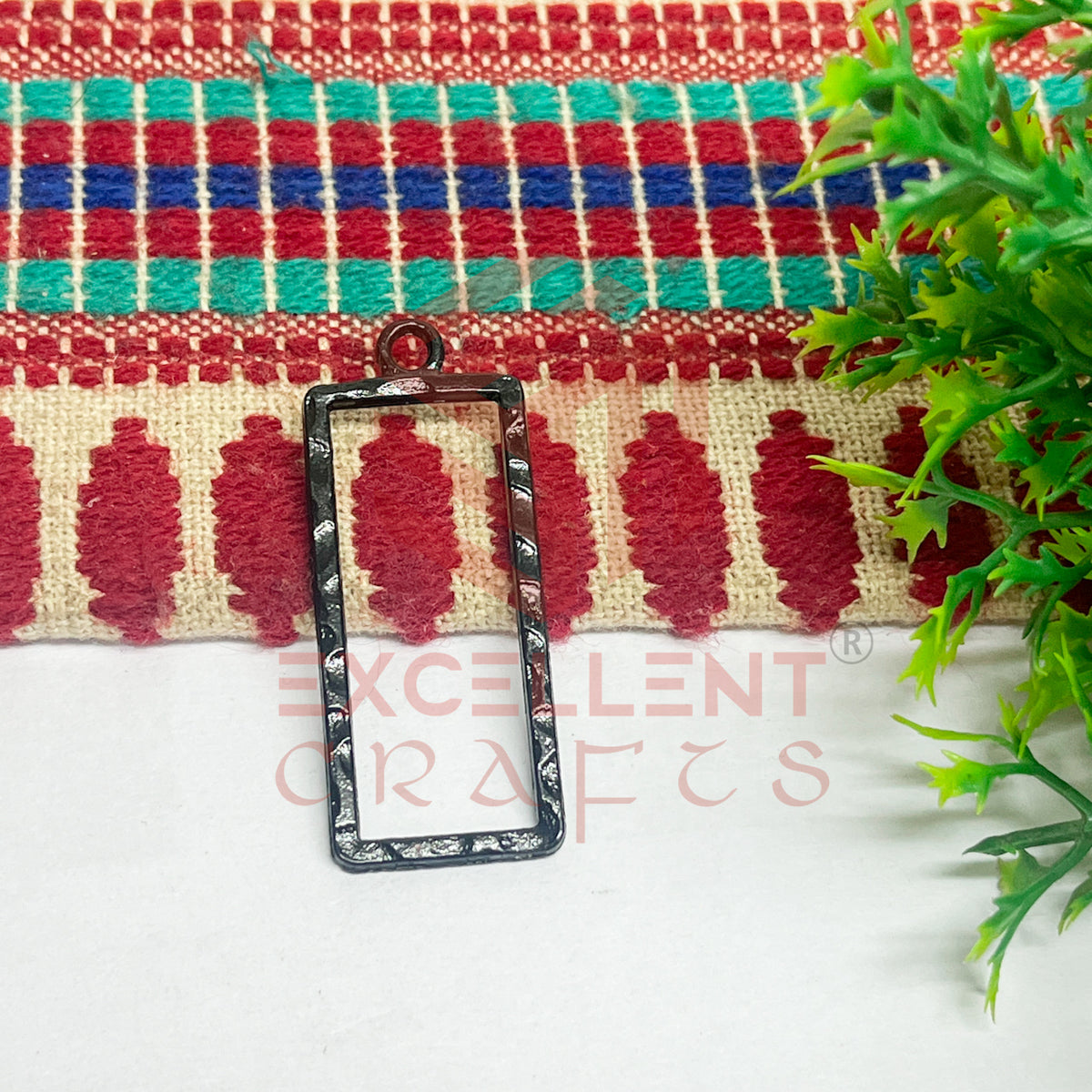 Long Rectangle Shape Geometric Texture Pendant Bezel
