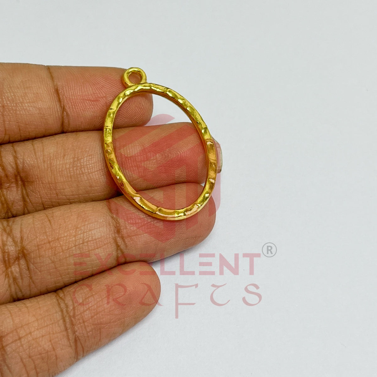 Oval Shape Geometric Texture Pendant Bezel