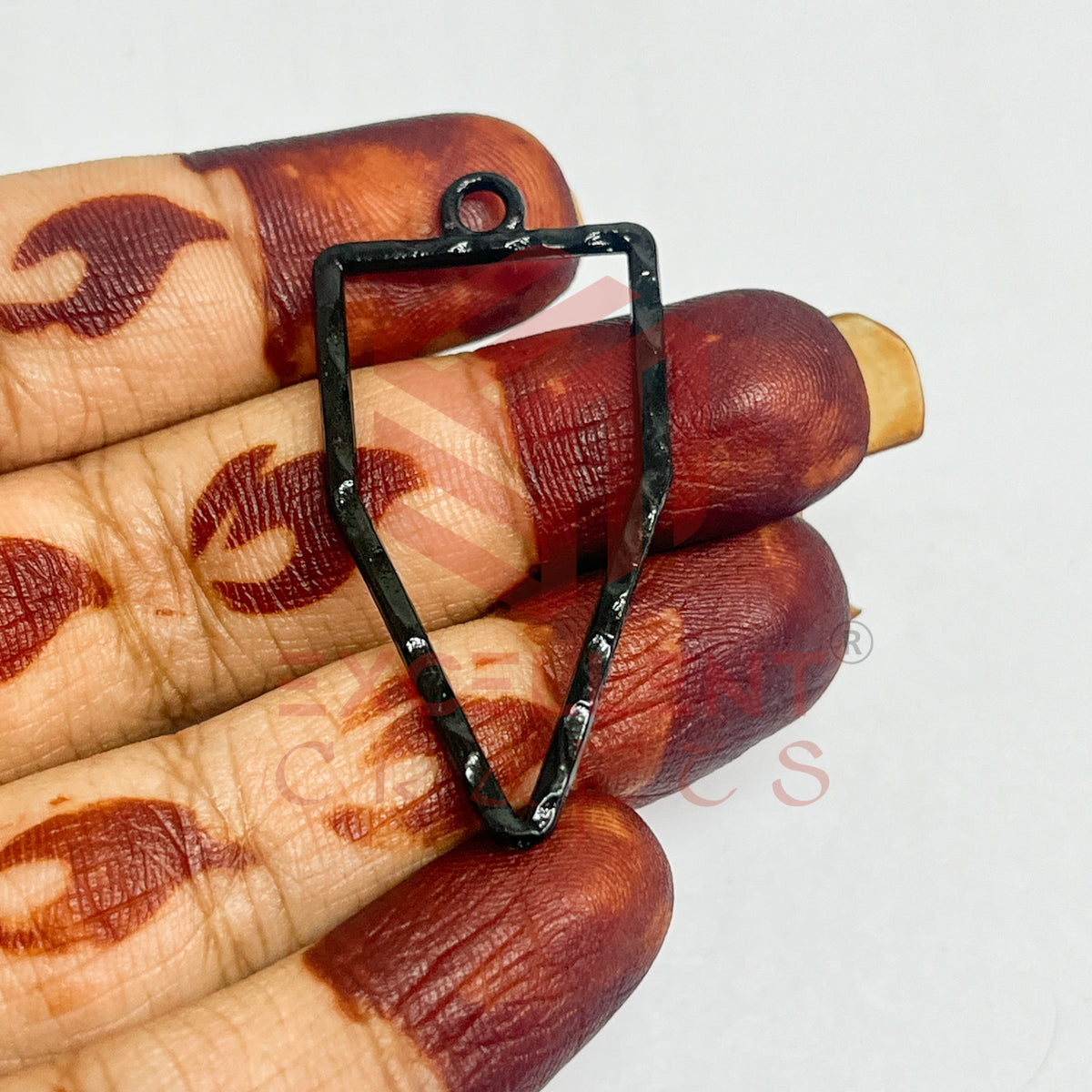 Pentagon Shape Geometric Texture Pendant Bezel