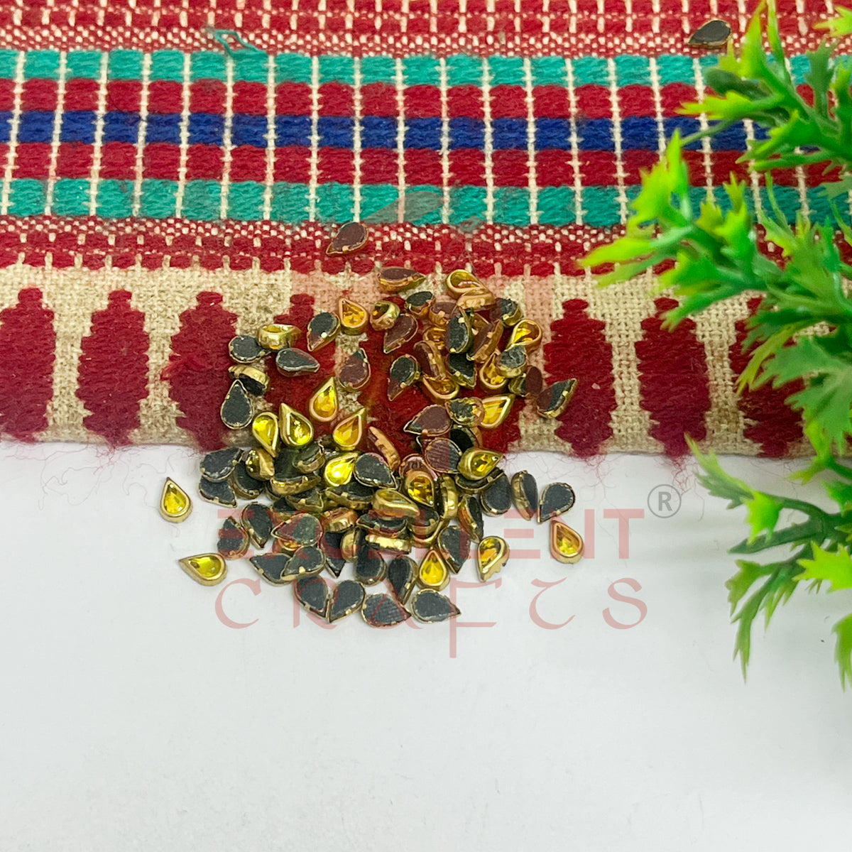 3x5mm Teardop Shape Glass Kundan Stones-100 Pcs