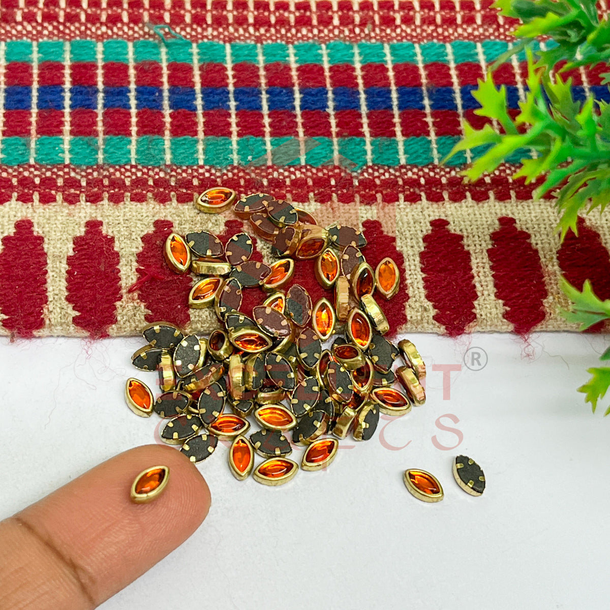 3x6mm Eye Shape Glass Kundan Stones-100 Pcs