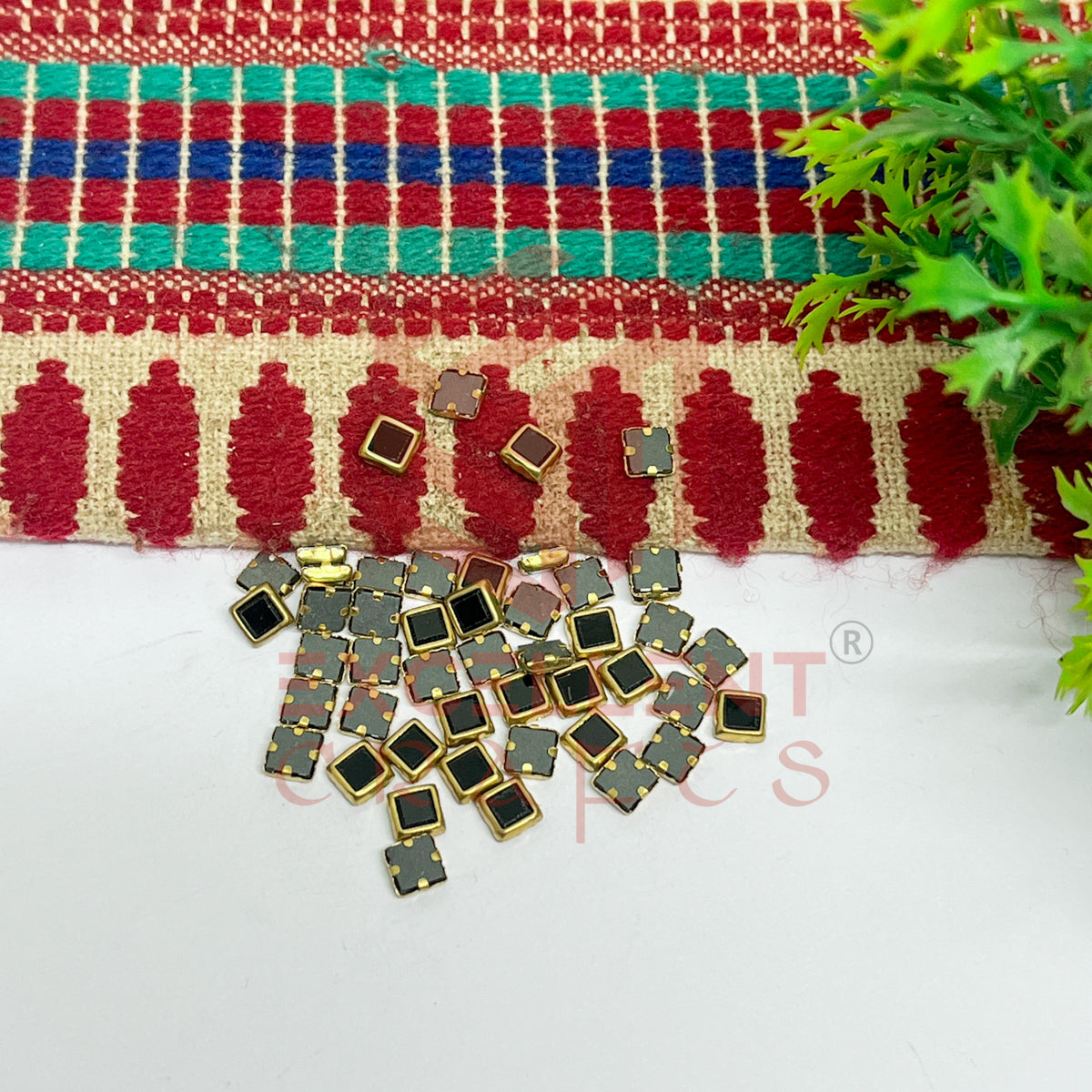 4x4mm Square Shape Glass Kundan Stones-100 Pcs