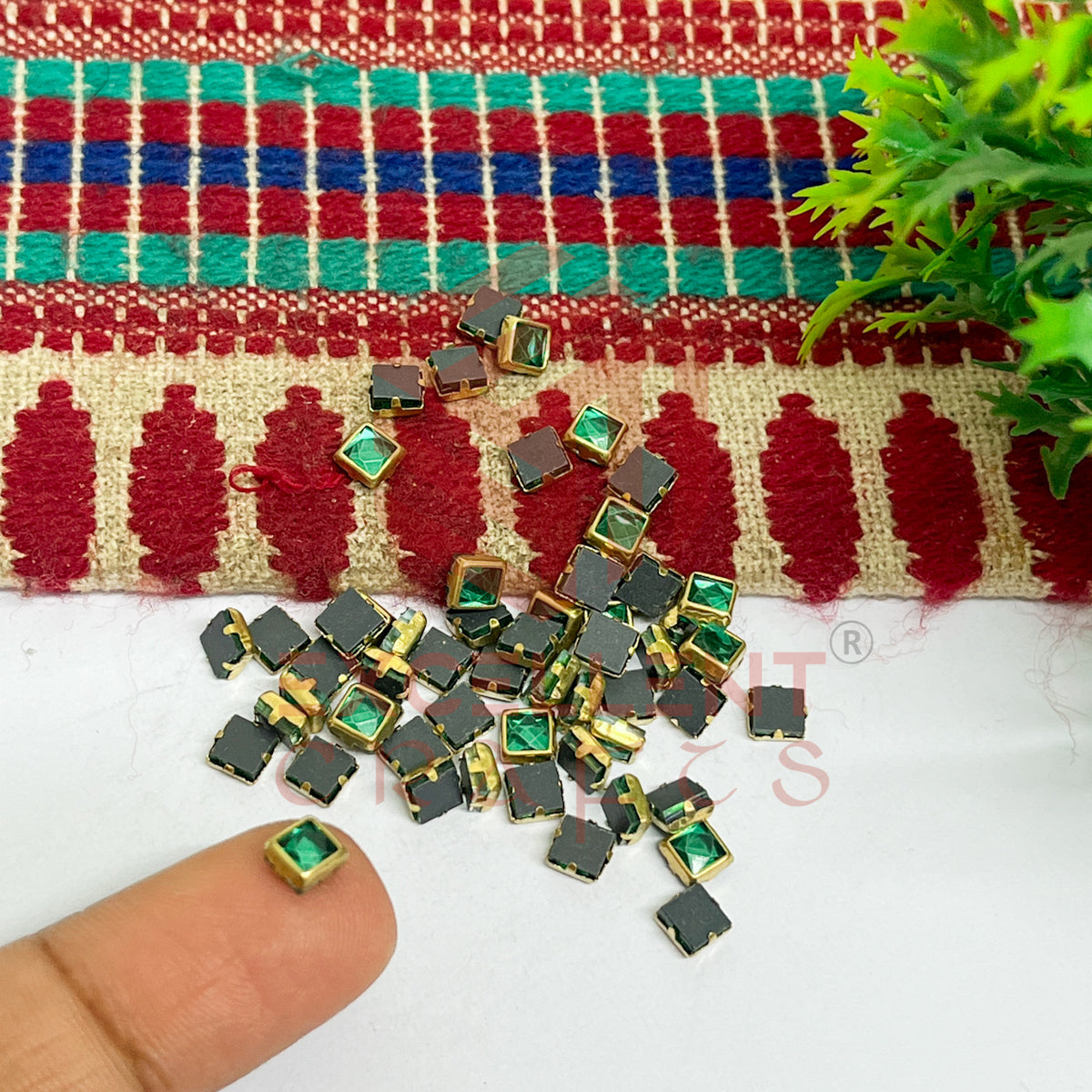 4x4mm Square Shape Glass Kundan Stones-100 Pcs
