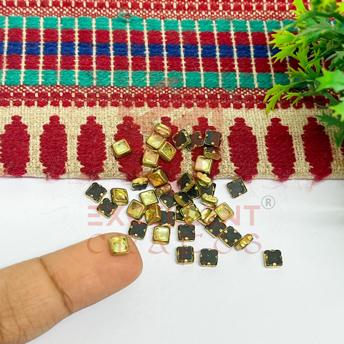 4x4mm Square Shape Glass Kundan Stones-100 Pcs