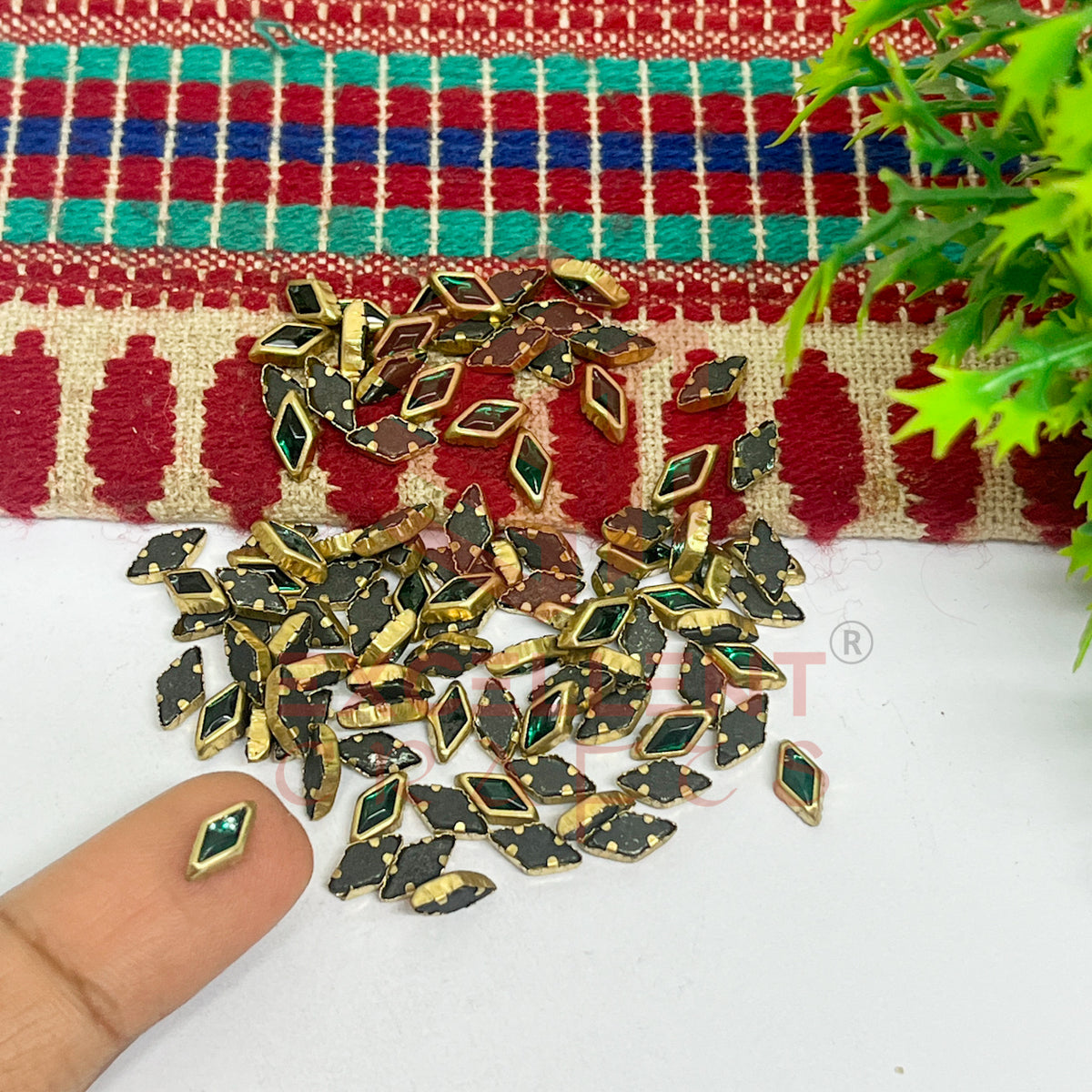 4x8mm Diamond Shape Glass Kundan Stones-100 Pcs