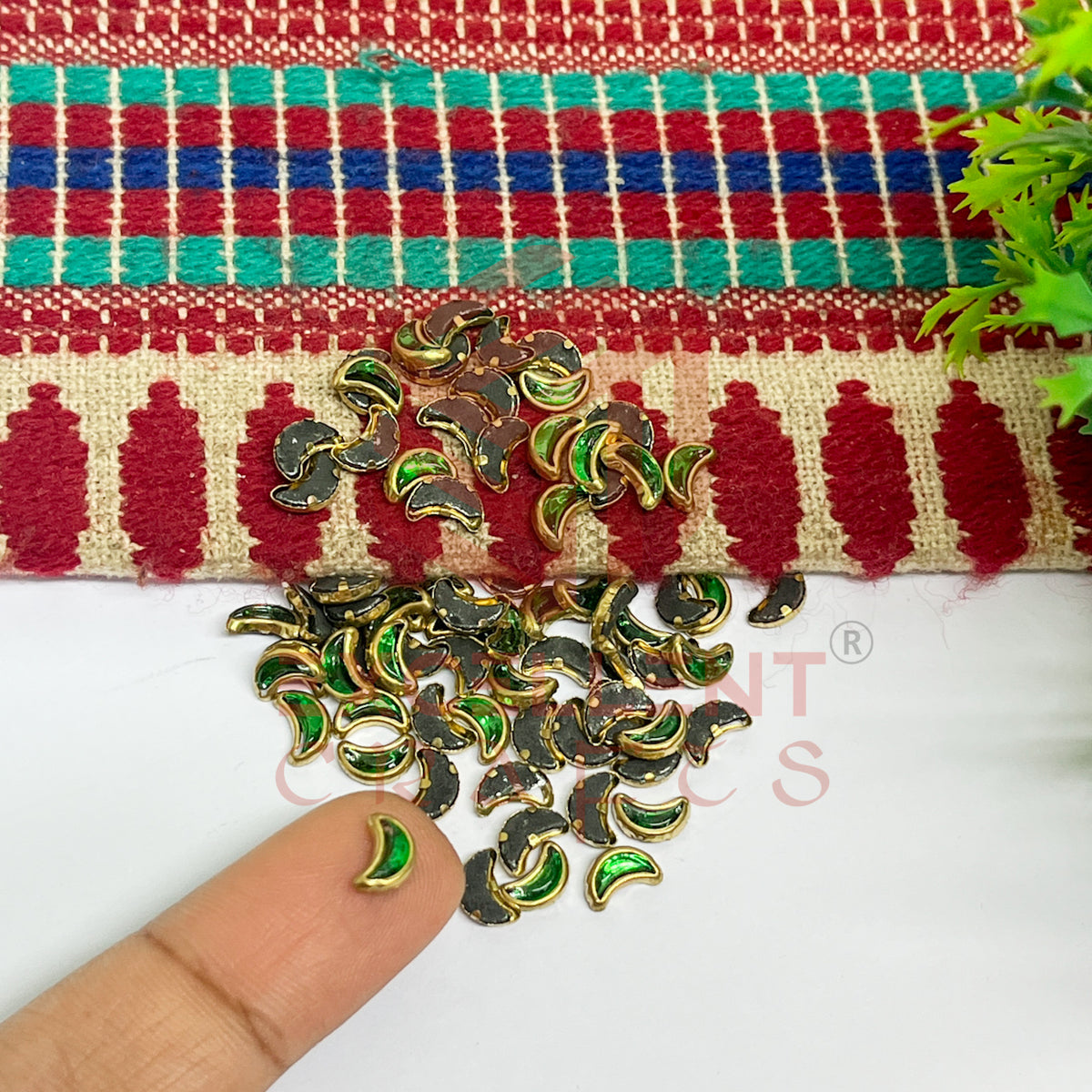 4x8mm Halfmoon Shape Glass Kundan Stones-100 Pcs