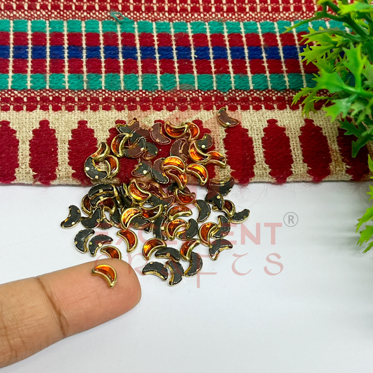 4x8mm Halfmoon Shape Glass Kundan Stones-100 Pcs