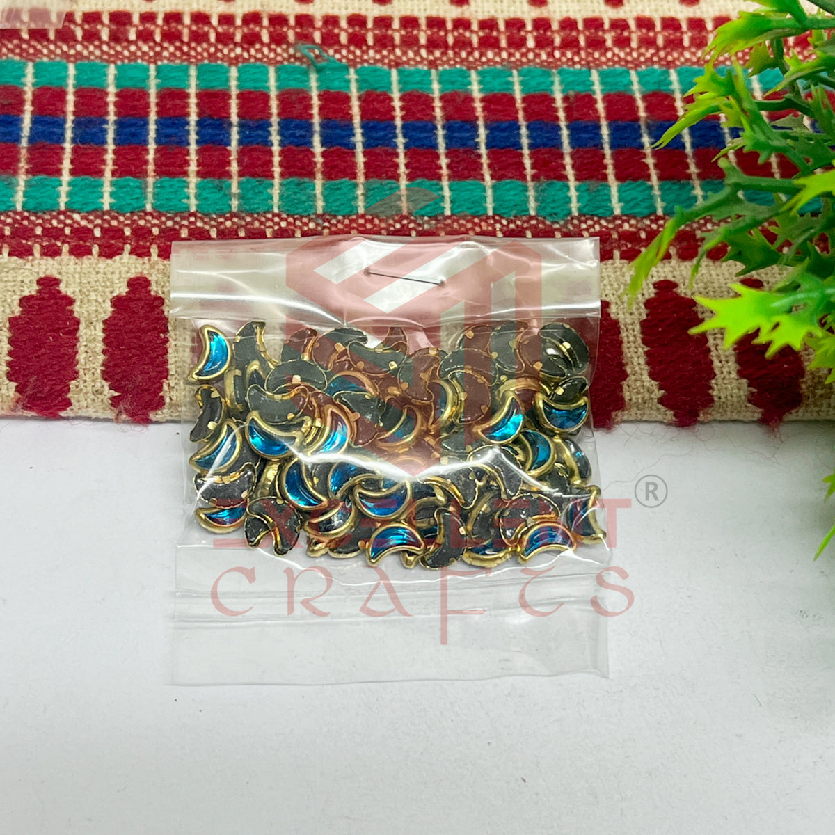 4x8mm Halfmoon Shape Glass Kundan Stones-100 Pcs