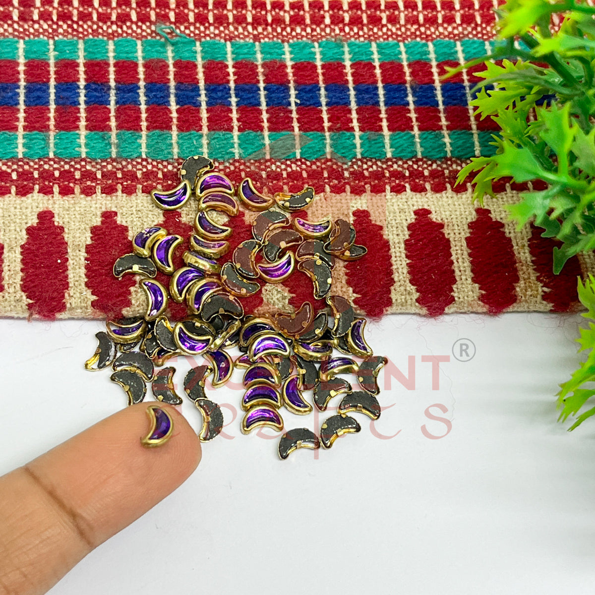 4x8mm Halfmoon Shape Glass Kundan Stones-100 Pcs