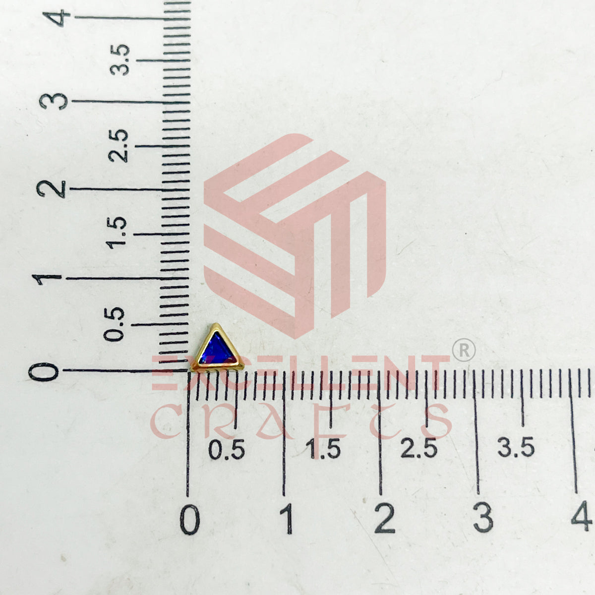 5x5x5mm Triangle Shape Glass Kundan Stones-100 Pcs