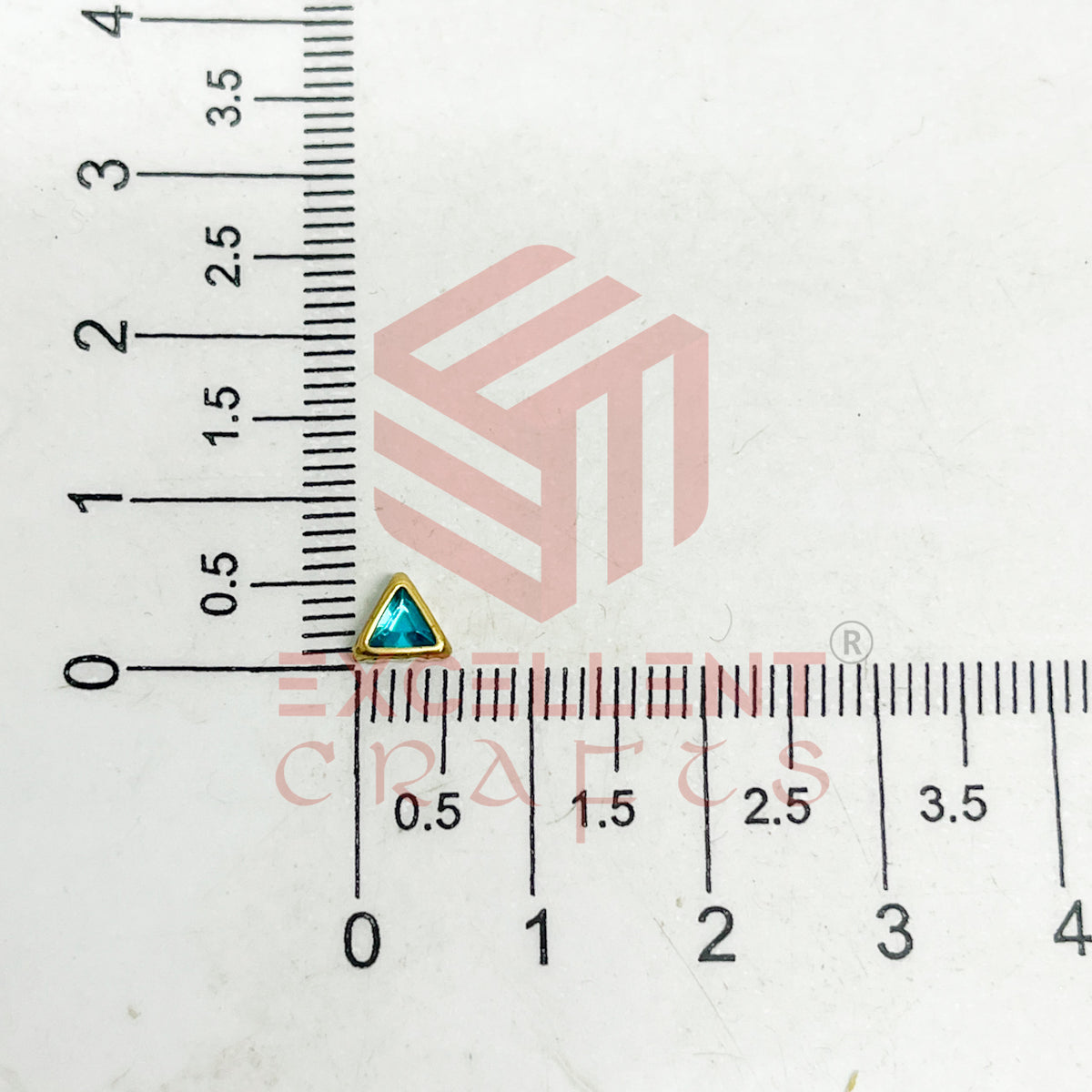 5x5x5mm Triangle Shape Glass Kundan Stones-100 Pcs