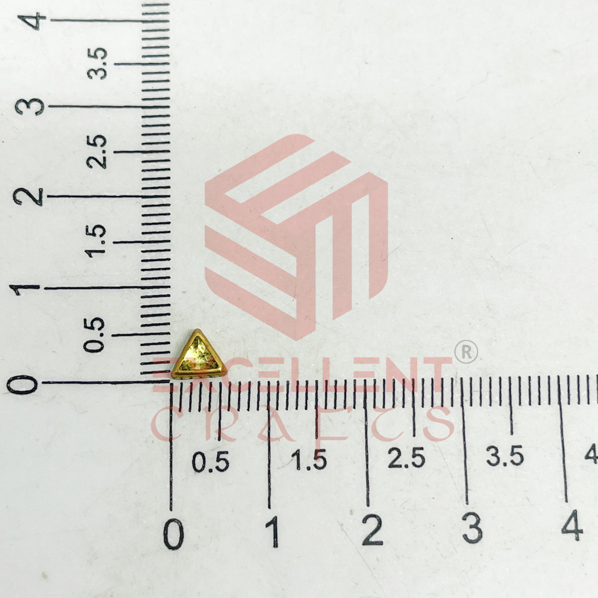 5x5x5mm Triangle Shape Glass Kundan Stones-100 Pcs