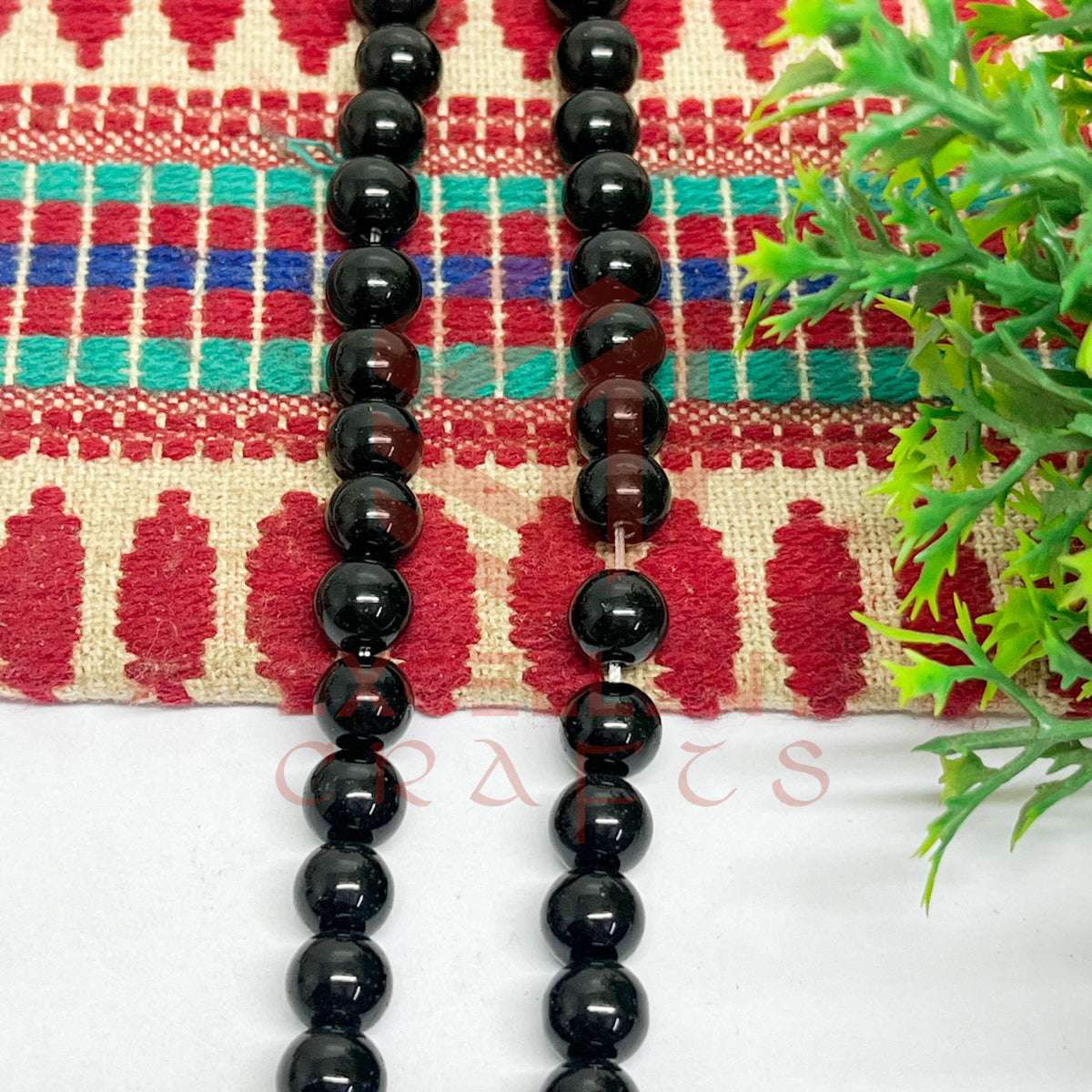 8mm Round Glass Beads- 1 Line