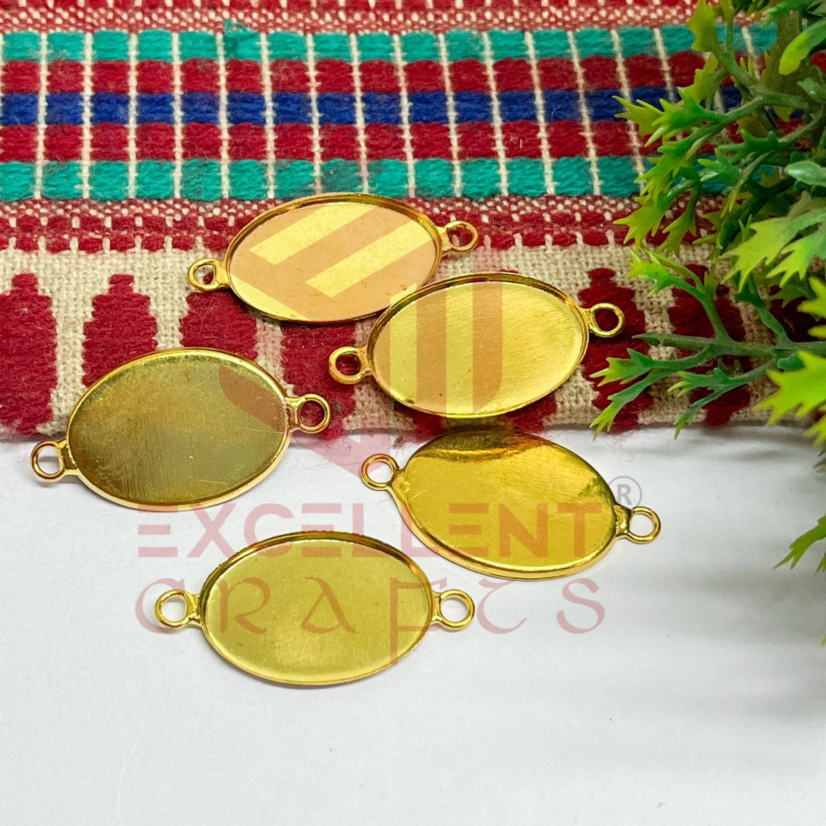 Oval Shape Cabochon Tray Blank Connector