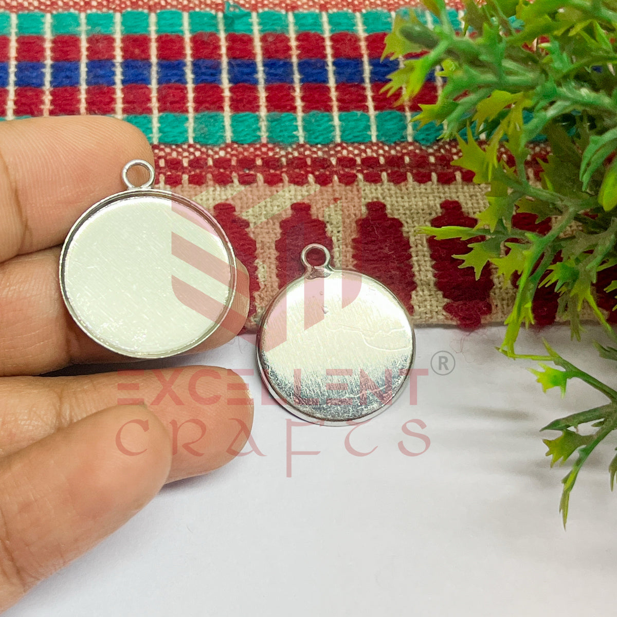 Round 20mm Metal Pendent Bezel