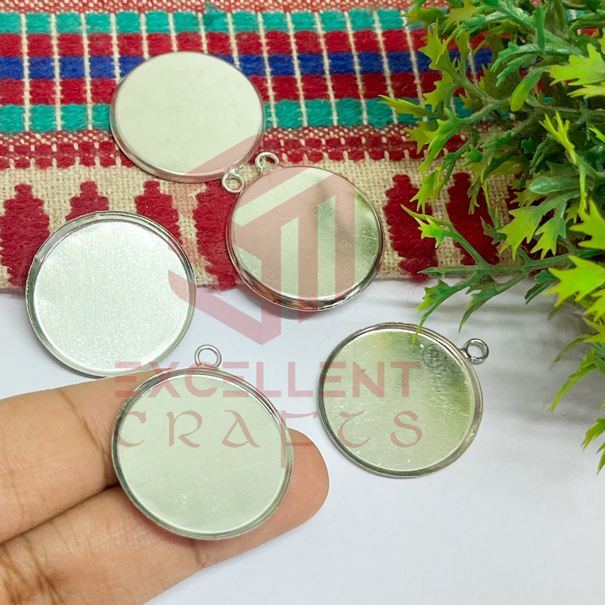 Round 25mm Metal Pendent Bezel