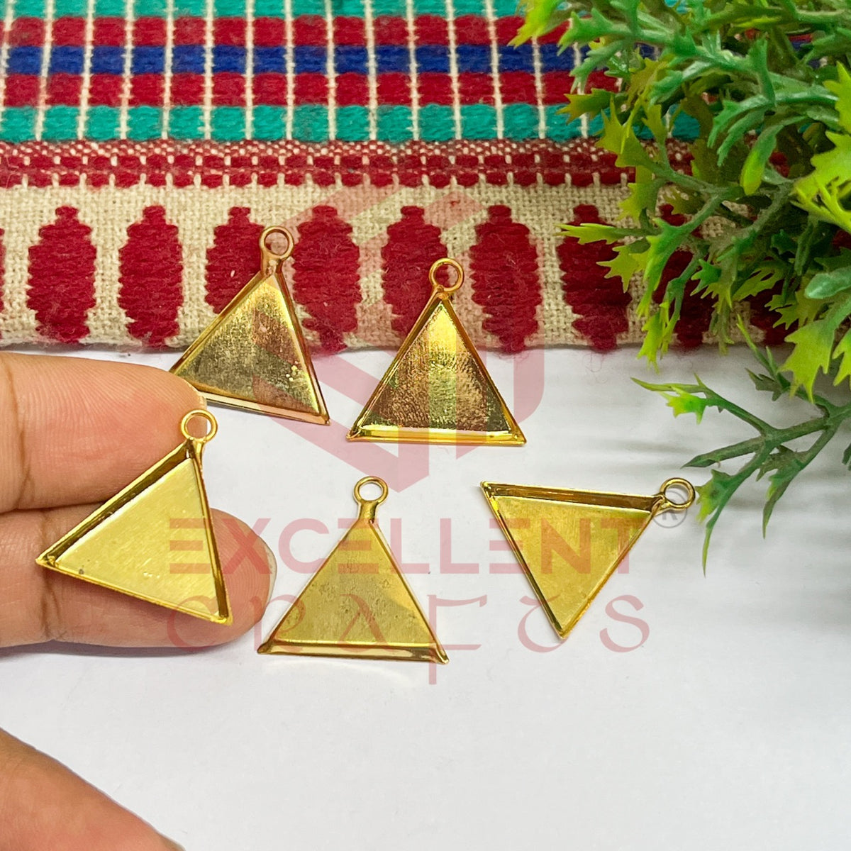 Triangle Metal Pendent Bezel