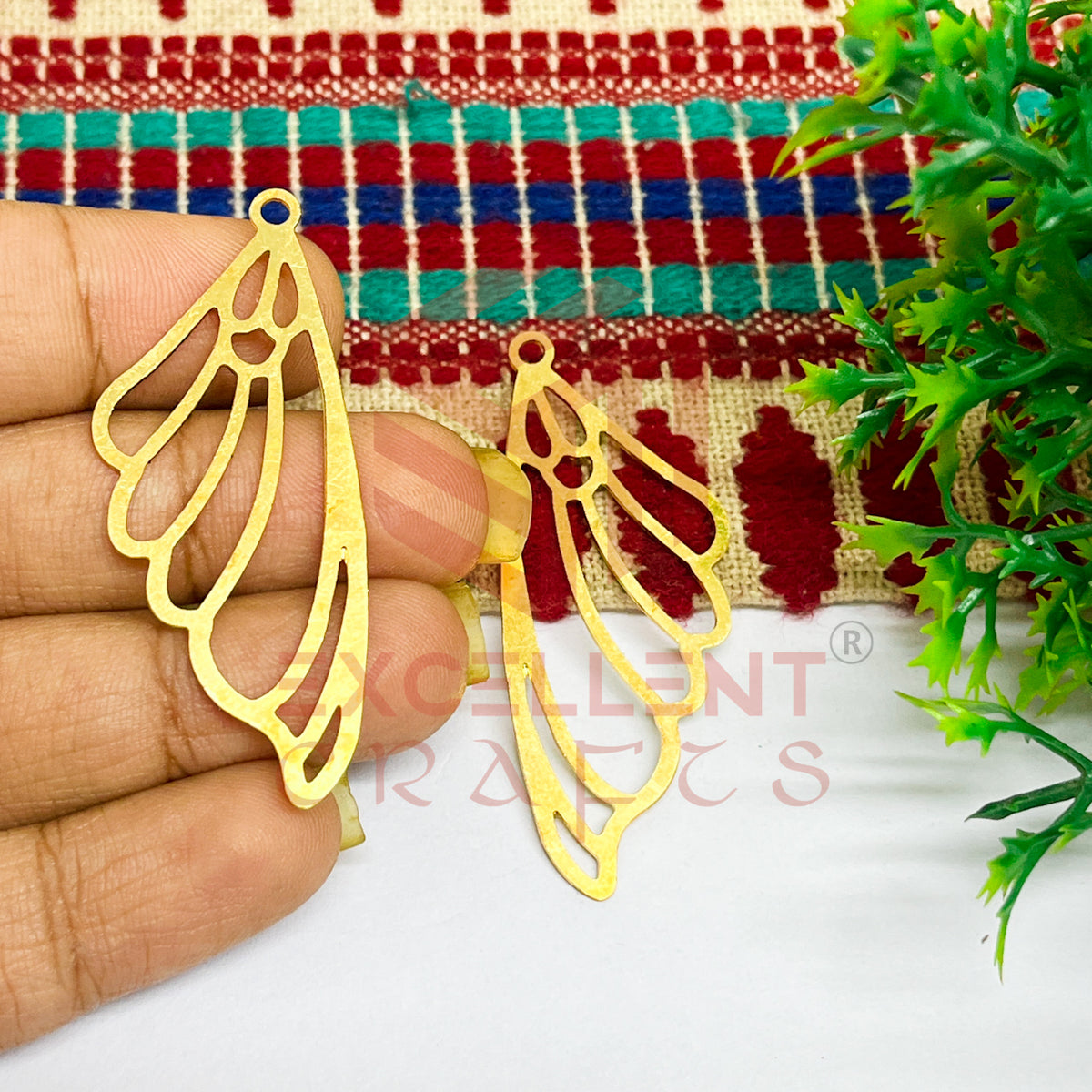 20x50mm Feather Design Raw Brass Charm