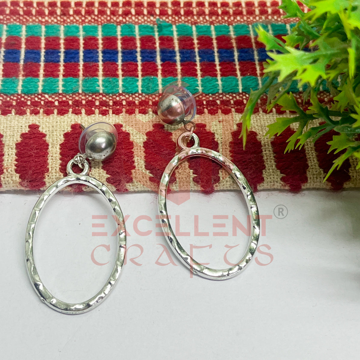 Ball Stud Oval Shape Texture Earring Bezels - (1Pair)
