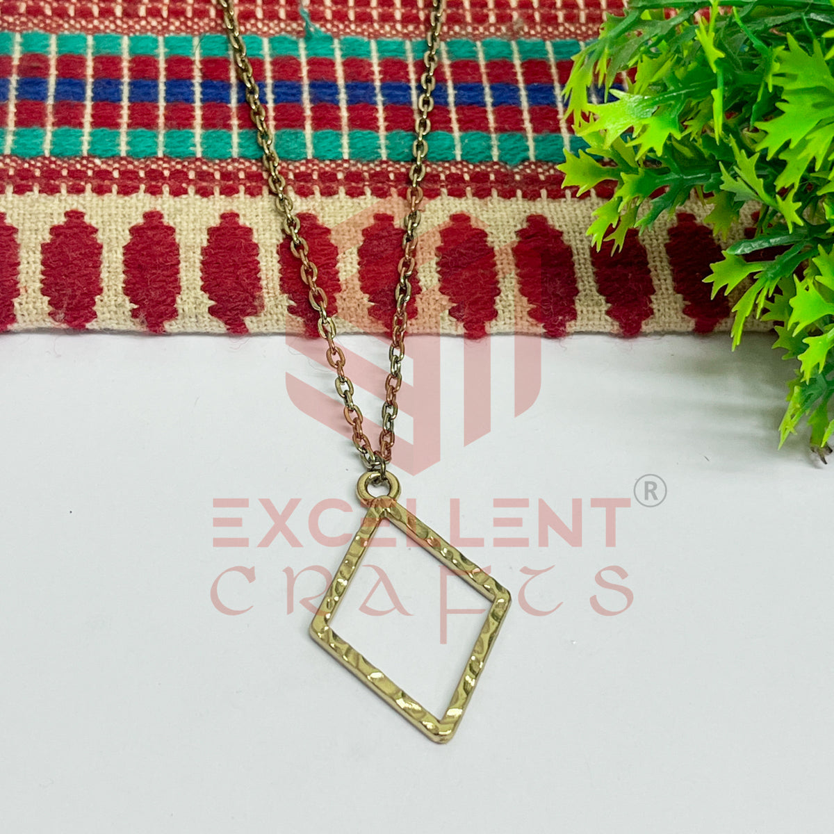 Diamond Textured Pendant with Chain