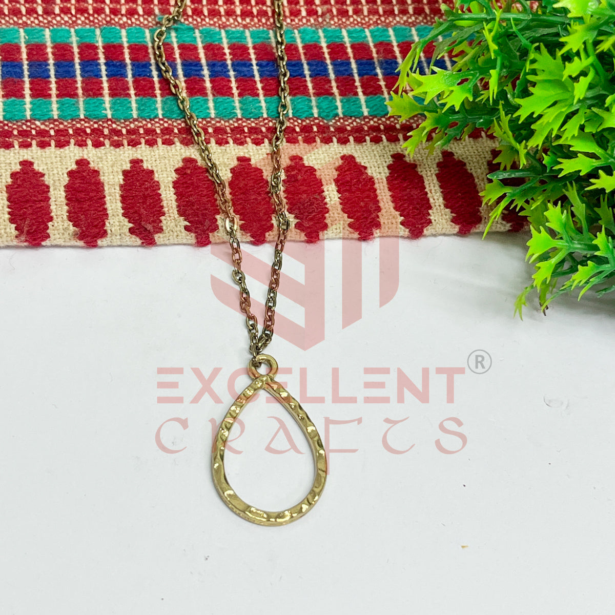 Teardrop Textured Pendant with Chain
