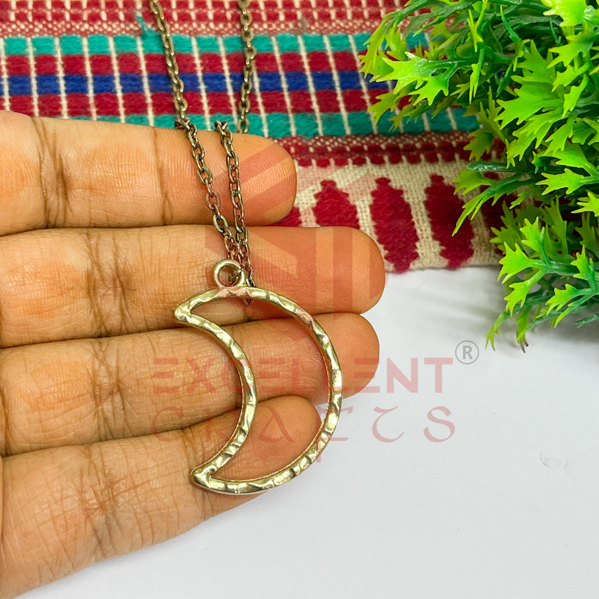 Halfmoon Textured Pendant with Chain