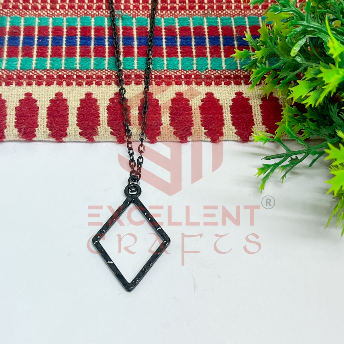 Diamond Textured Pendant with Chain