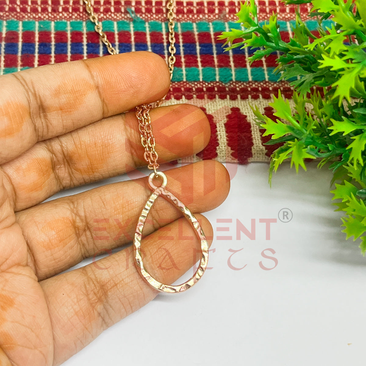 Teardrop Textured Pendant with Chain